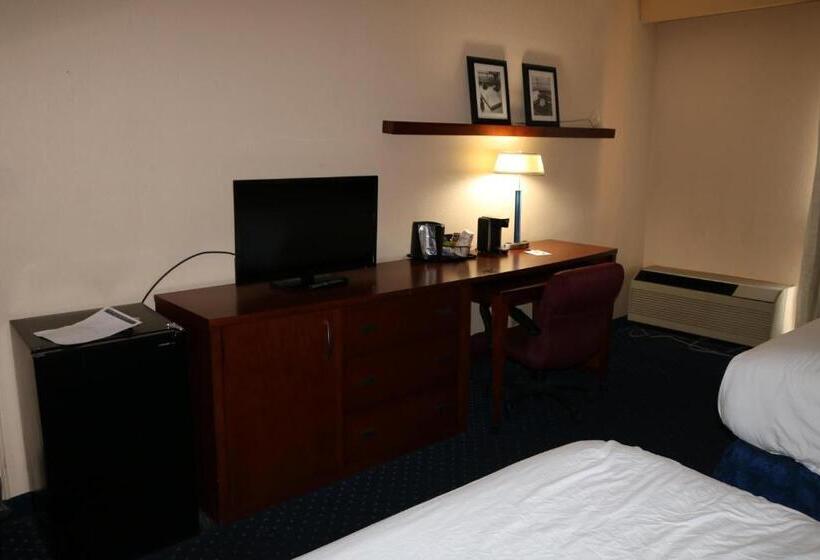 스탠다드 룸 킹사이즈 침대, Baymont By Wyndham Columbia Northwest