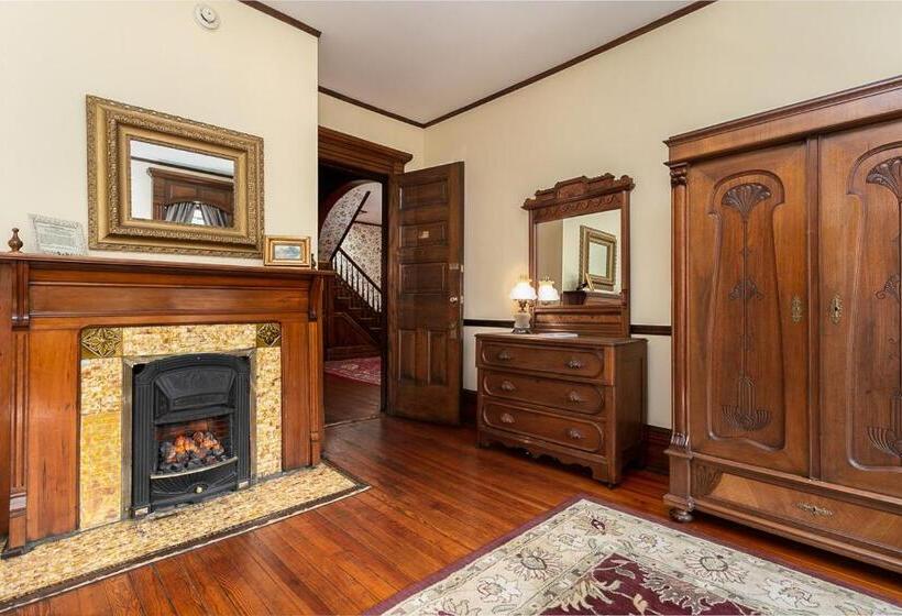 스탠다드 룸, Cedar Crest Inn