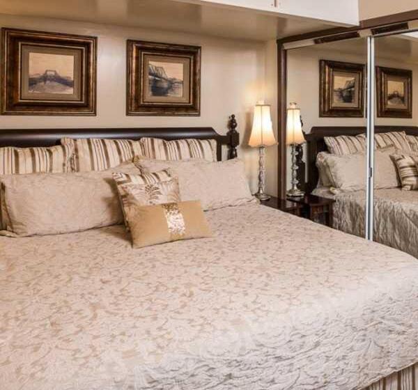 스위트, Cedar Crest Inn