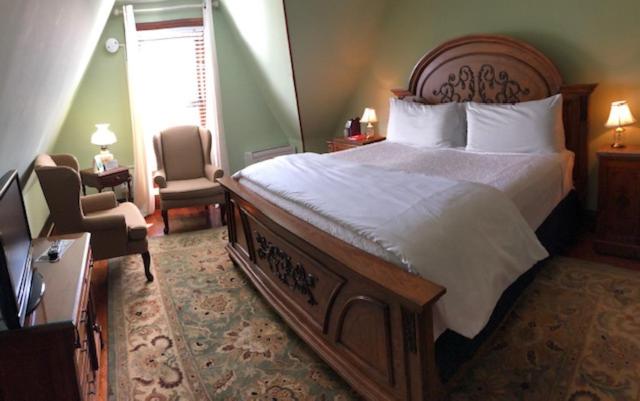 스탠다드 룸, Cedar Crest Inn