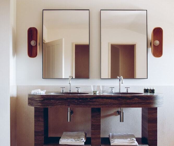 جناح ديلوكس, Crillon Le Brave