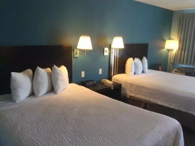 スタンダードスタジオ, Days Inn By Wyndham Carson City