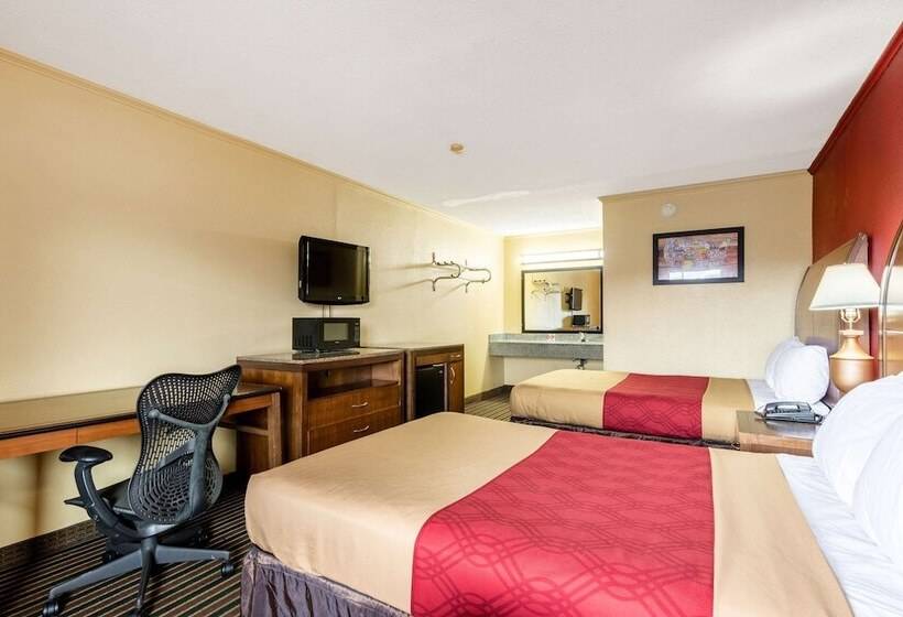 Номер Стандарт 2 Двуспальные Кровати, Econo Lodge Charlotte Airport Area