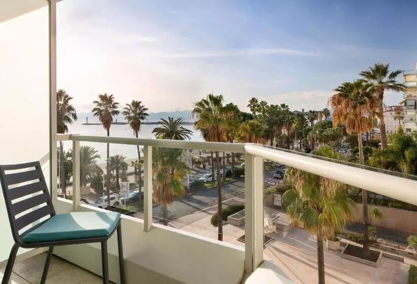 片側に海が見えるデラックスルーム, Jw Marriott Cannes