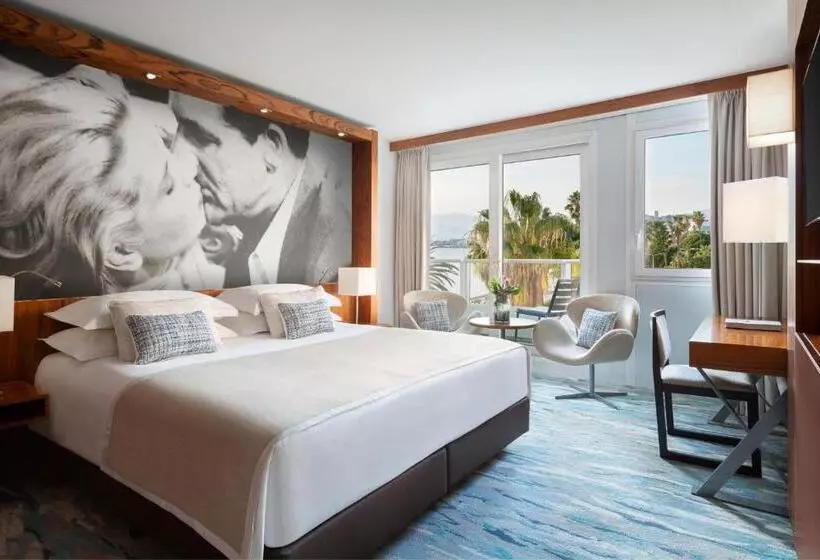 片側に海が見えるデラックスルーム, Jw Marriott Cannes