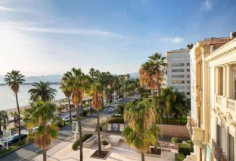 片側に海が見えるデラックスルーム, Jw Marriott Cannes