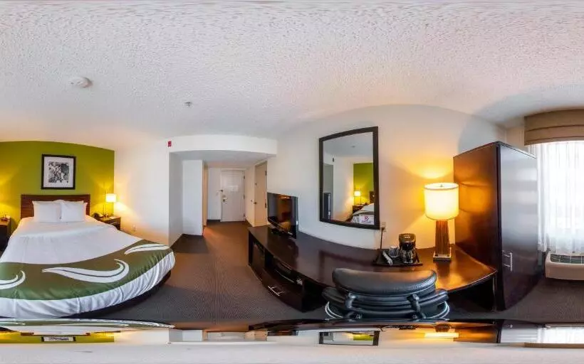 ハイドロマッサージバス付きスイート, Quality Inn