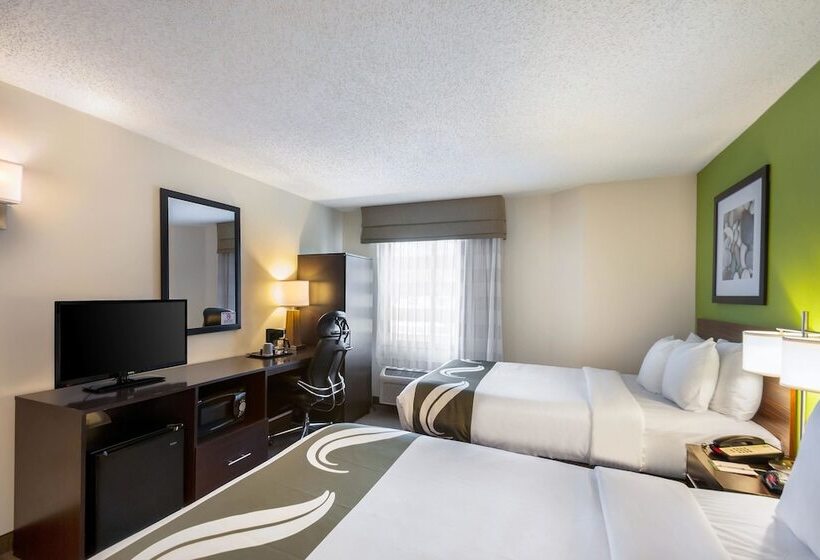 غرفه قياسيه سريرين مزدوجين, Quality Inn