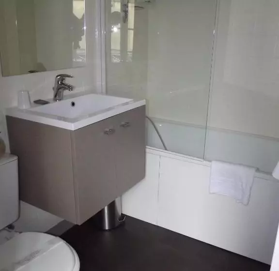 スタンダードトリプルルーム, Le Minotel