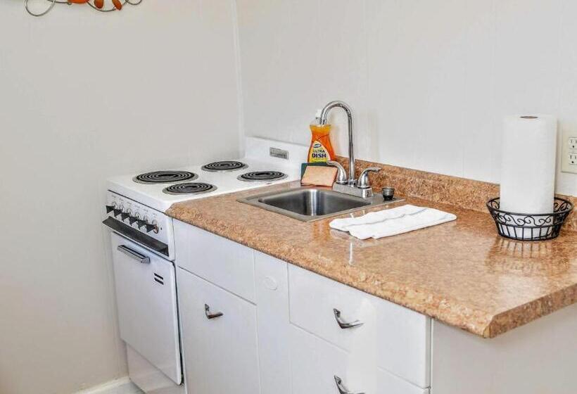 إستوديو قياسى, The Sunset Motel