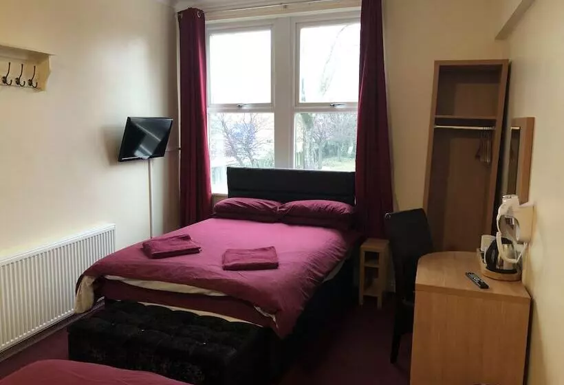 Perhehuone, Don Valley Hotel Sheffield Arena