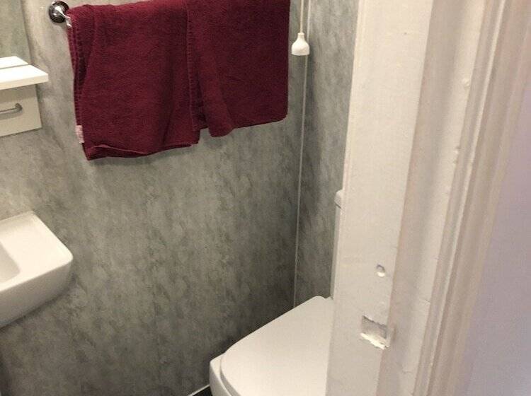 اتاق استاندارد چهار تخته, Don Valley Hotel Sheffield Arena