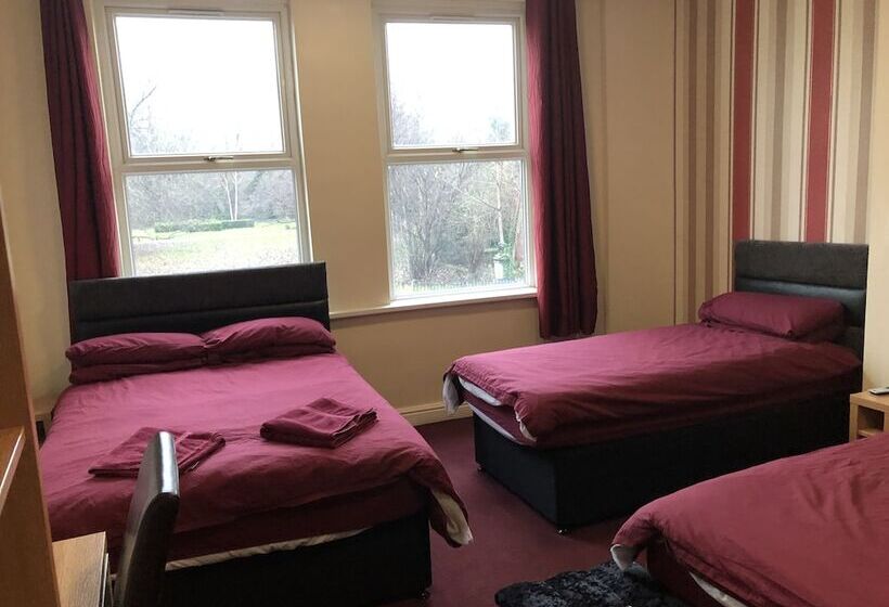 اتاق استاندارد چهار تخته, Don Valley Hotel Sheffield Arena