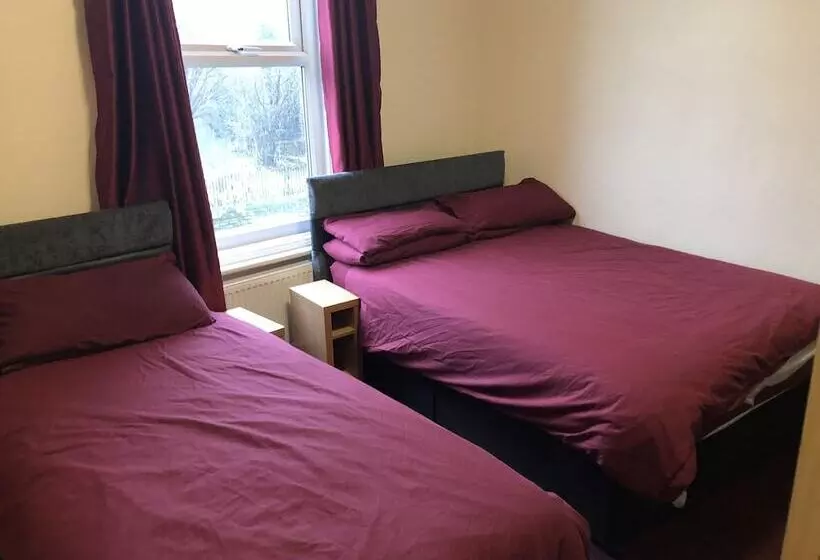 Standard Kolmen Hengen Huone, Don Valley Hotel Sheffield Arena