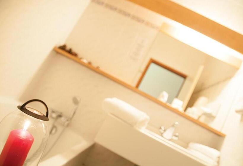 Номер Стандарт, The Originals Boutique, Hôtel La Ferme Du Pape, Eguisheim