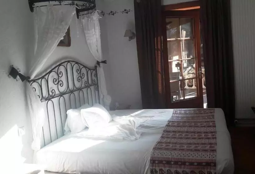 اتاق اکونومی, The Originals Boutique, Hôtel La Ferme Du Pape, Eguisheim