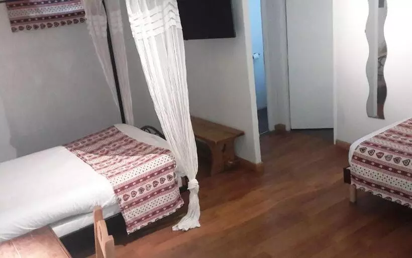 Economy Triple Room, The Originals Boutique, Hôtel La Ferme Du Pape, Eguisheim