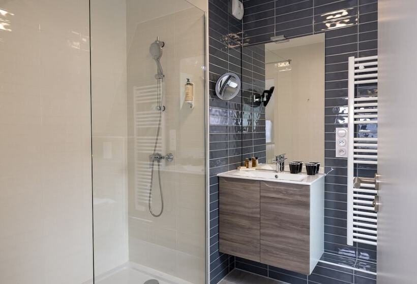 수피리어 룸, Du Dragon