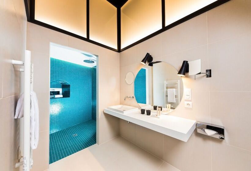 수피리어 룸, Du Dragon