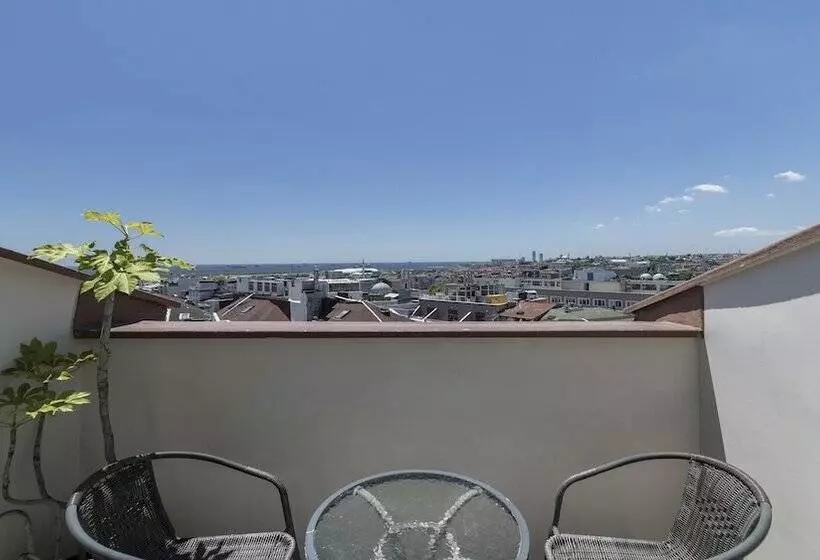 バルコニー付スイート, Holiday Inn Istanbul Old City, An Ihg