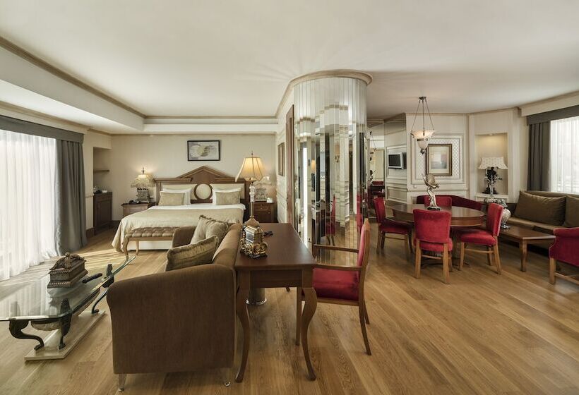 سوئیت با بالکن, Holiday Inn Istanbul Old City, An Ihg