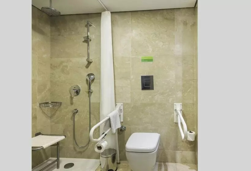 身障者適用スタンダードルーム, Holiday Inn Istanbul Old City, An Ihg