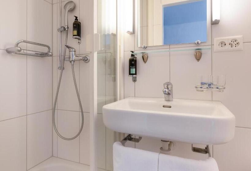 חדר בסיסי, Landgasthof Kreuz   Wohlfühlgarantie Auf Dem Weg In Die Ferien