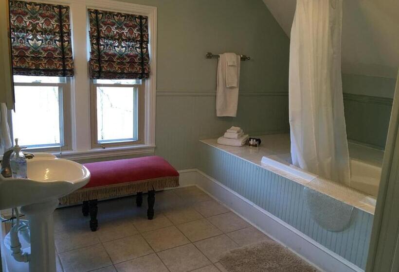 Номер Стандарт с Гидромассажем, The Inn At Ragged Edge