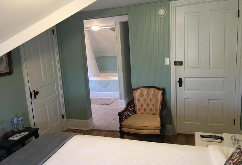 Номер Стандарт с Гидромассажем, The Inn At Ragged Edge