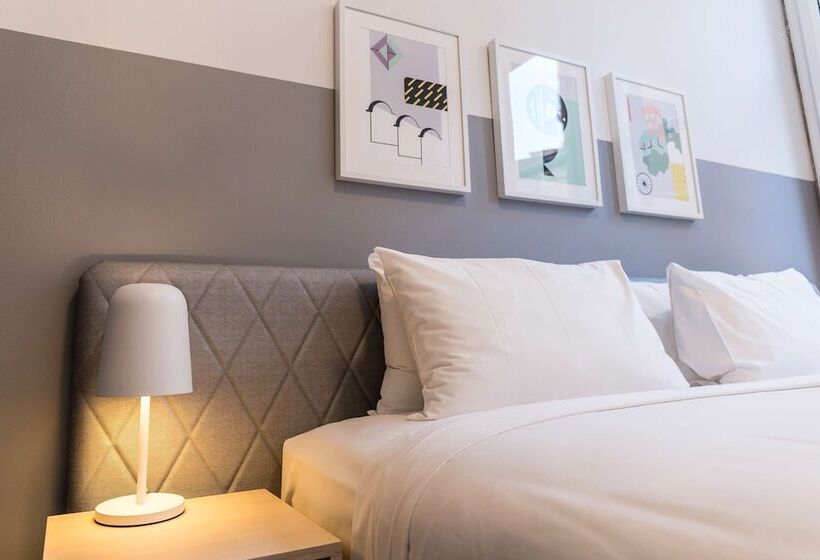 استودیوی استاندارد, The Ultimo