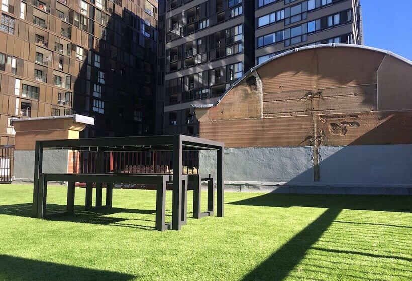 اتاق استاندارد, The Ultimo