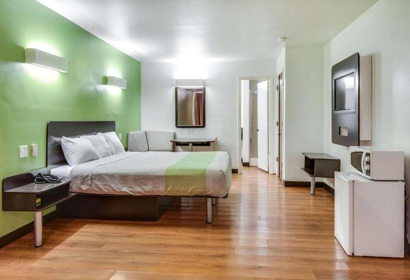 غرفة قياسية سرير كينج, Motel 6longview, Tx  North