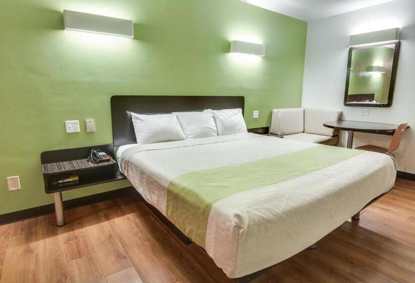 غرفة قياسية سرير كينج لذوى الإحتياجات الخاصة, Motel 6longview, Tx  North