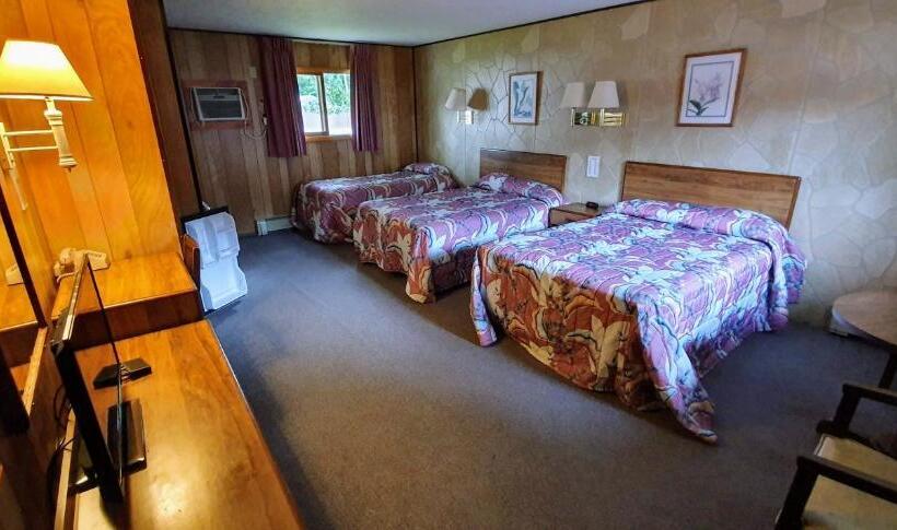 חדר סטנדרט לשלושה, Red Ranch Inn