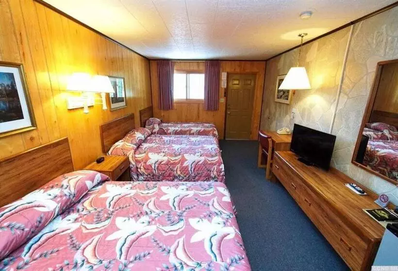 スタンダードトリプルルーム, Red Ranch Inn