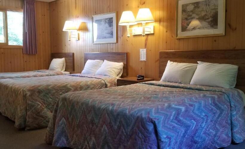 חדר סטנדרט לשלושה, Red Ranch Inn