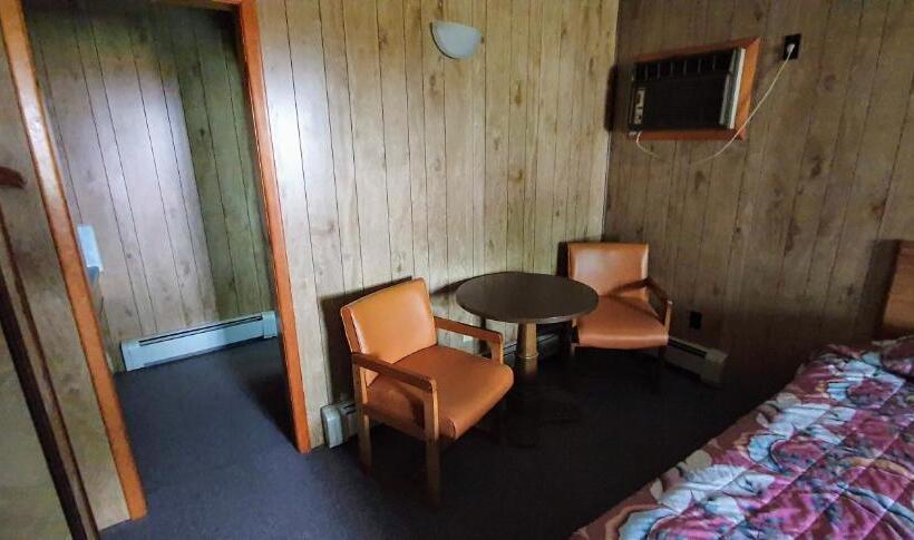 Люкс 2 Спальни, Red Ranch Inn