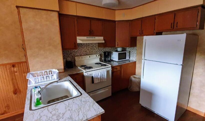 סוויטת 2 חדרי שינה, Red Ranch Inn