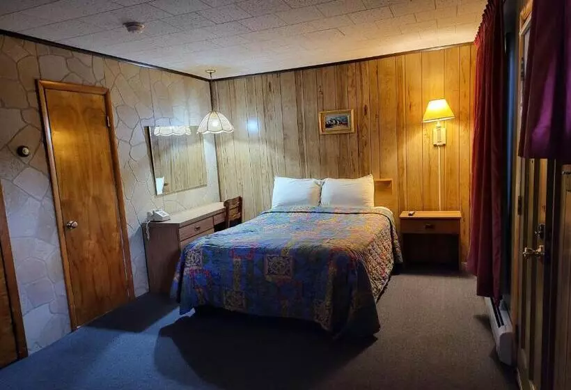 スタンダードスタジオ, Red Ranch Inn
