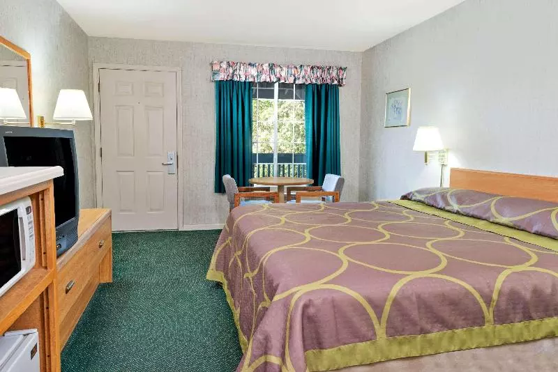 اتاق استاندارد با تخت بزرگ, Super 8 By Wyndham Auburn