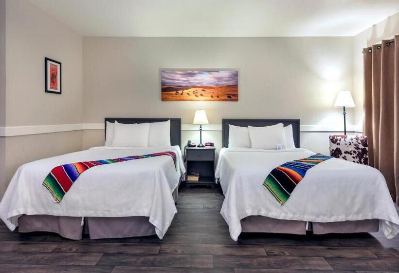 חדר סטנדרט עם מרפסת, Palm Canyon Hotel And Rv Resort