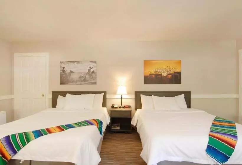 اتاق استاندارد با بالکن, Palm Canyon Hotel And Rv Resort