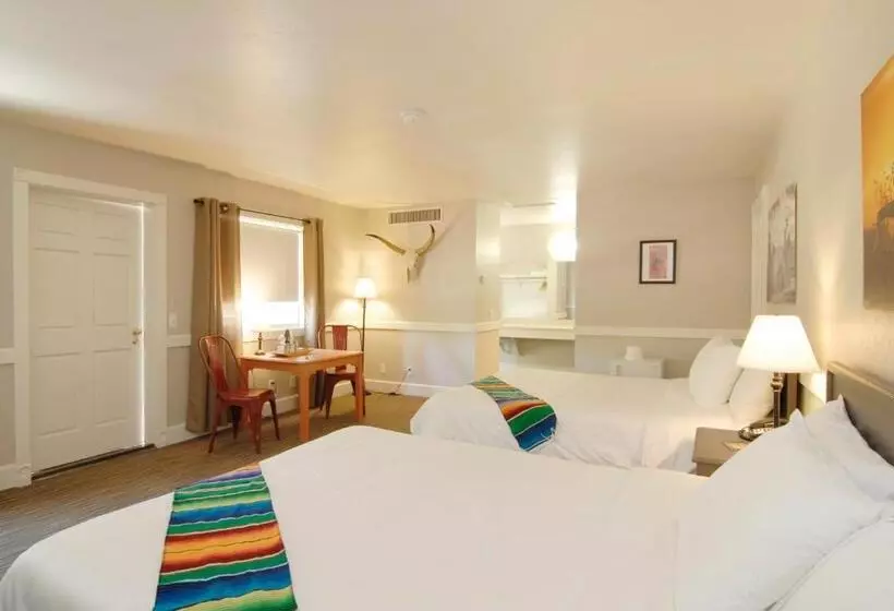 اتاق استاندارد, Palm Canyon Hotel And Rv Resort