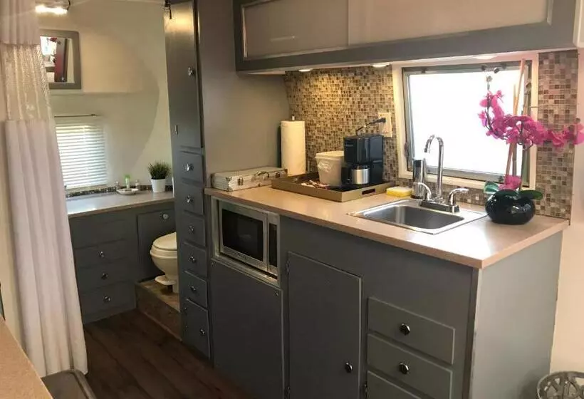 اتاق استاندارد, Palm Canyon Hotel And Rv Resort