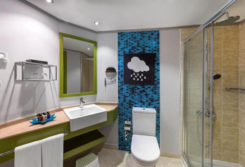 بنجلو قياسى, Selectum Family Resort Belek