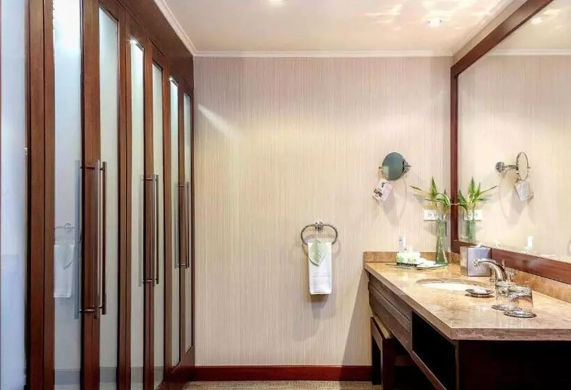 キングサイズベッドのエクゼクティブ, Swissotel Quito