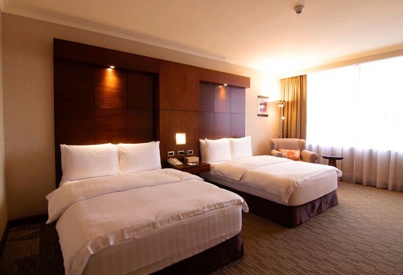이그제큐티브 룸, Swissotel Quito