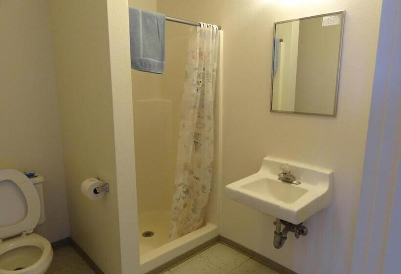 غرفة قياسية, Tip Top Motel