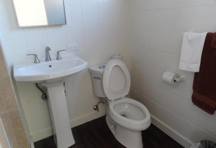 غرفة قياسية, Tip Top Motel