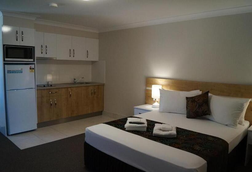 דירה משפחתית 2 חדרי שינה, Castle Crest Motel